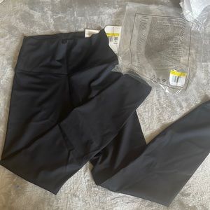 NWT Nike yoga leggings